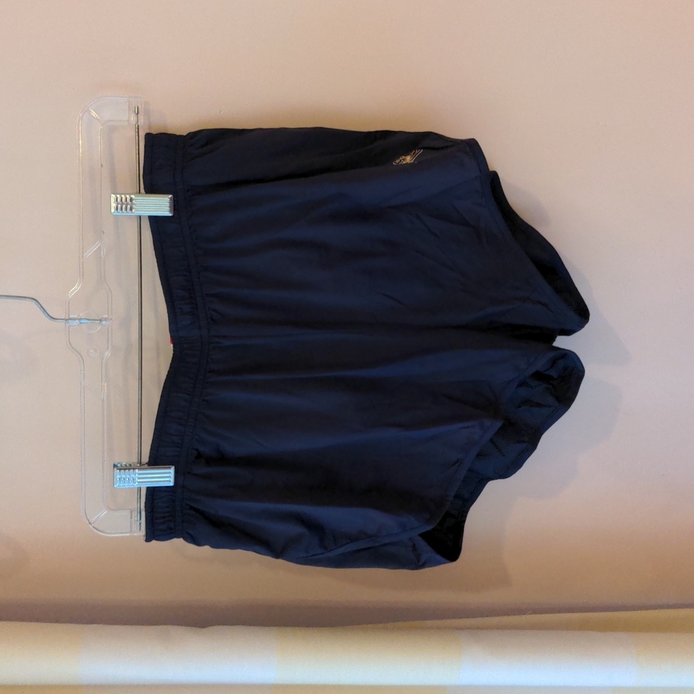 Tracksmith Twilight shorts- women's medium, color navy